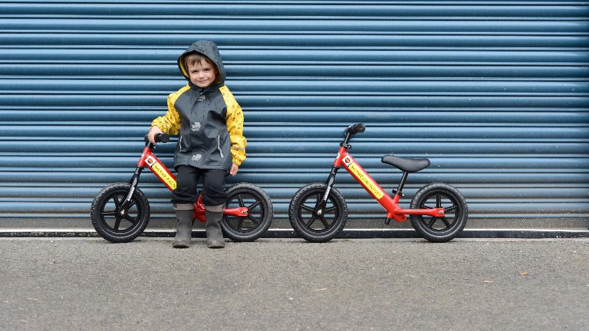Khi nào trẻ có thể bắt đầu sử dụng xe đạp cân bằng?